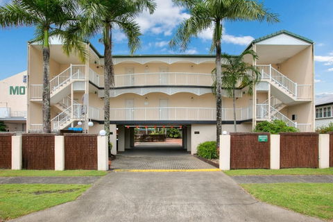 Cairns City Sheridan - Coogee Beach Accommodation 0