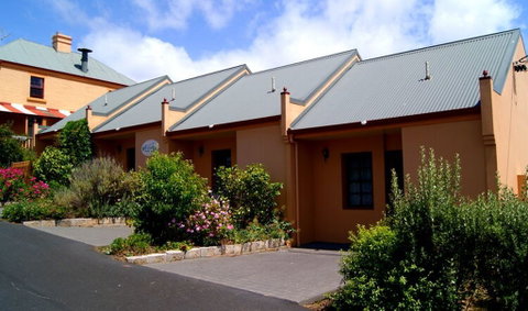 Meredith House and Mews - Coogee Beach Accommodation 0