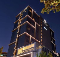DoubleTree by Hilton Perth Northbridge - Coogee Beach Accommodation