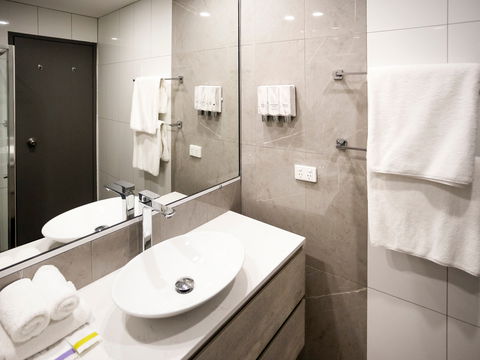 Mantra Bathurst - Coogee Beach Accommodation 2