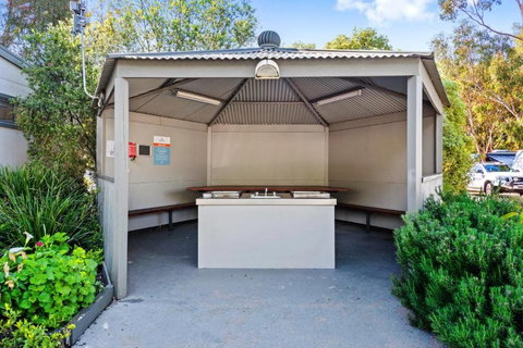 Discovery Parks Melbourne - Coogee Beach Accommodation 0