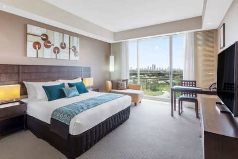 RACV Royal Pines Resort - Coogee Beach Accommodation 1
