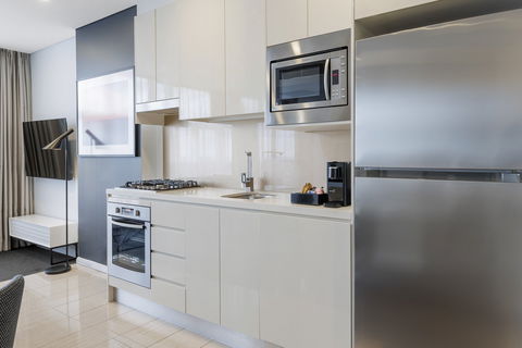 Meriton Suites Zetland - Coogee Beach Accommodation 0