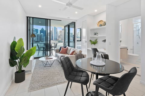 Arise On Hope Street - Coogee Beach Accommodation 2