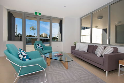 Allure Hotel And Apartments - Coogee Beach Accommodation 1