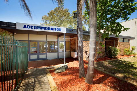 Nightcap At High Flyer Hotel - Coogee Beach Accommodation 1