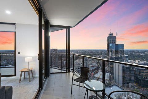 Astra Apartments Parramatta - Skyrise - Coogee Beach Accommodation 2