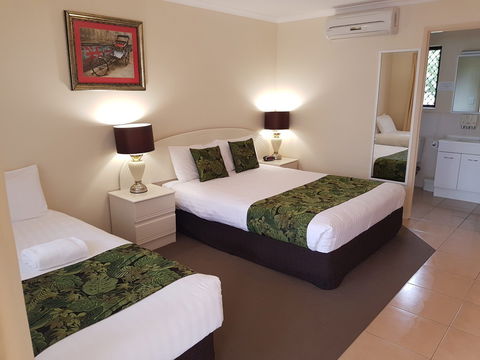 The Palms Motel, Chinchilla - Coogee Beach Accommodation 1