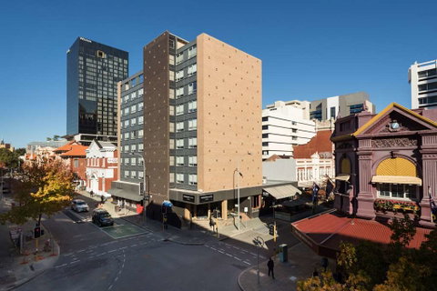 Pensione Hotel Perth - Coogee Beach Accommodation 1