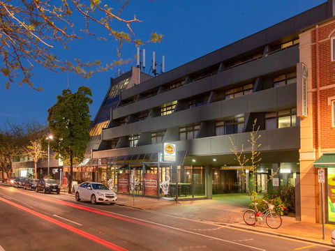 Econo Lodge North Adelaide - Coogee Beach Accommodation 0