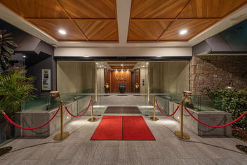 Palms Hotel with Coogee Beach Accommodation