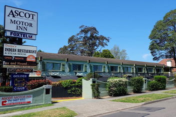 Ascot Motor Inn with Coogee Beach Accommodation