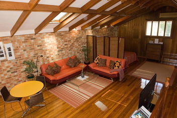 Bet's B&B Studio with Coogee Beach Accommodation