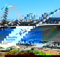 Big Perth Private Day Tour - Coogee Beach Accommodation