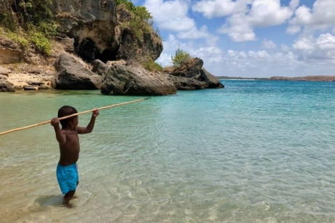 Crossing Country 5 Day Yolngu Homeland Tour - Coogee Beach Accommodation 5