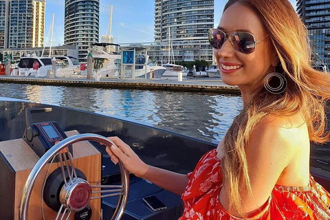 2-Hour Boat Rental In Melbourne - Coogee Beach Accommodation 5