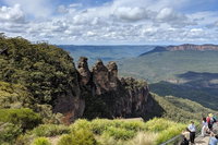 Blue Mountains Private Tour - wild kangaroos waterfalls and The Three Sisters, Sydney