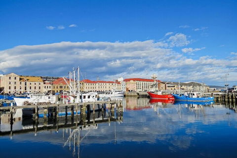 Grand Hobart Walking Tour - Coogee Beach Accommodation 0