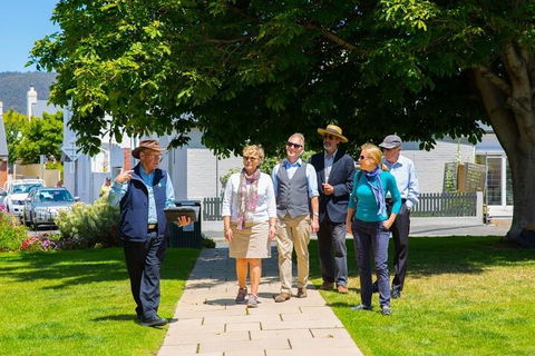 Grand Hobart Walking Tour - Coogee Beach Accommodation 2