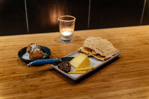 The Flavors Of Perth: Fremantle Wine & Bites Private Tour - Coogee Beach Accommodation 4