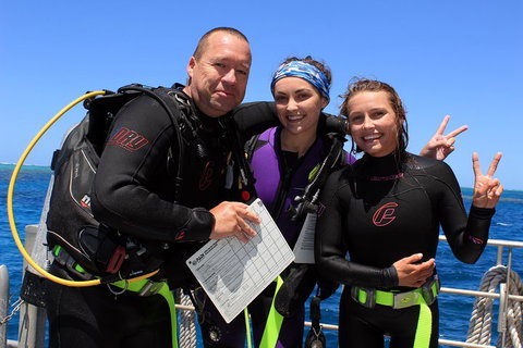 Quicksilver Dive 4 Day PADI Learn To Dive Course - Coogee Beach Accommodation 0