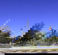 Explore Adelaide City Tour Haigh's Tasting Chocolate  Adelaide Oval Tour - Coogee Beach Accommodation