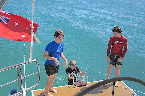 Sailing Curlew Escape On Moreton Bay - Coogee Beach Accommodation 2