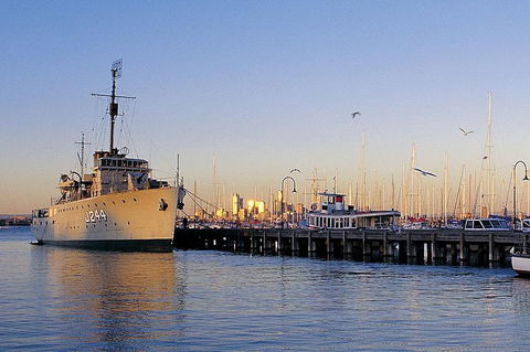Melbourne City And Williamstown Ferry Cruise - Coogee Beach Accommodation 4
