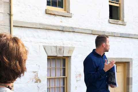 Convicts And The Rocks: Sydney's Walking Tour Led By Historian - Coogee Beach Accommodation 2