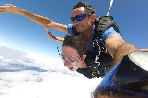 Byron Bay Tandem Sky Dive - Coogee Beach Accommodation 2