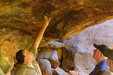 Uluru Small Group Tour Including Sunset - Coogee Beach Accommodation 1