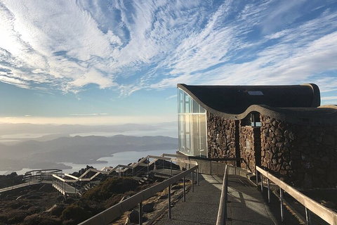 Day Tour In Mt. Field, Mt. Wellington, Bonorong Wildlife Sanctuary And Richmond - Coogee Beach Accommodation 2