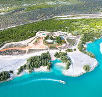 Half-Day Willie Creek Pearl Farm Tour with Helicopter Flight - Coogee Beach Accommodation