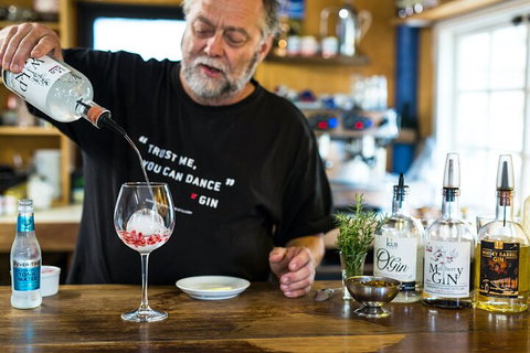 Heritage, Wine & Gin Tours - Coogee Beach Accommodation 2
