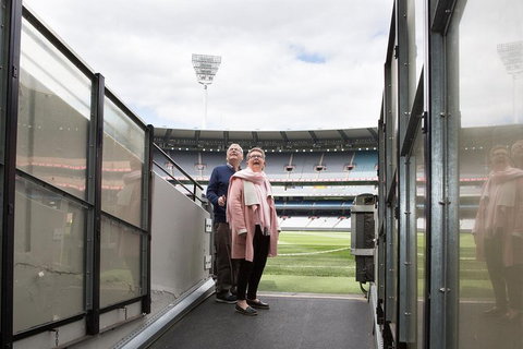 Ultimate Sports Lovers Bus Tour Of Melbourne - Coogee Beach Accommodation 3