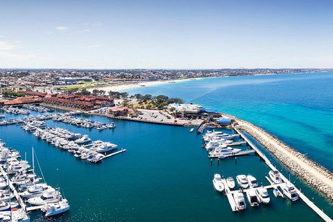 Glass Bottom Boat & Entry At AQWA - Coogee Beach Accommodation 2