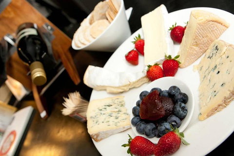 Chauffeur Driven Yarra Valley Group Wine Tour - Up To 7 - Coogee Beach Accommodation 1