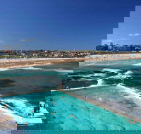 Private Sydney City and Bondi Beach Half Day Tour - Coogee Beach Accommodation
