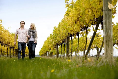 2-Day Private Daylesford & Macedon Ranges Gourmet Food Trail Tour From Melbourne - Coogee Beach Accommodation 0