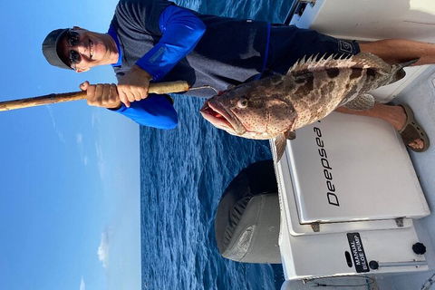 1/2 Day 5 Hour Offshore Fishing Charter - Coogee Beach Accommodation 5