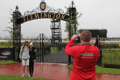 Ultimate Sports Lovers Bus Tour Of Melbourne - Coogee Beach Accommodation 1