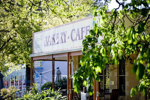 Lake Mountain Snow Trip Including Yarra Valley Chocolaterie From Melbourne - Coogee Beach Accommodation 2